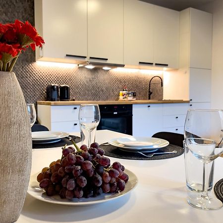 Urban Apartments Premium No 3, Free Private Parking, Self Check-In Chorzow Ngoại thất bức ảnh